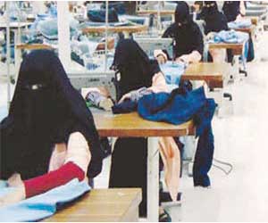   مصر اليوم - إصابة 333 موظفة سعودية في 2012