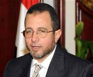   مصر اليوم - قنديل يبحث مع مجموعة من رجال الأعمال الخريطة الاستثمارية لمصر