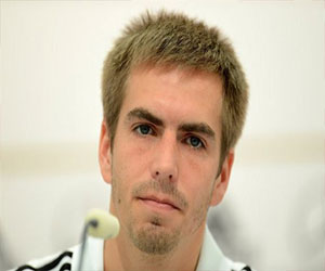 مصر اليوم - Lahm : Germany's line-up mole is a disgrace