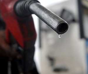 مصر اليوم - النفط يتدفق مجددًا بخط مأرب في اليمن