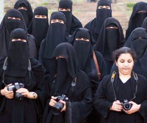 مصر اليوم - السعودية: 25 فوتوجرافية يرصدن طبيعة الباحة