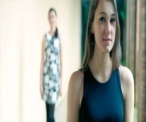 مصر اليوم - 43 أسبوعًا من عمرالمرأة البريطانية تعتني بمظهرها