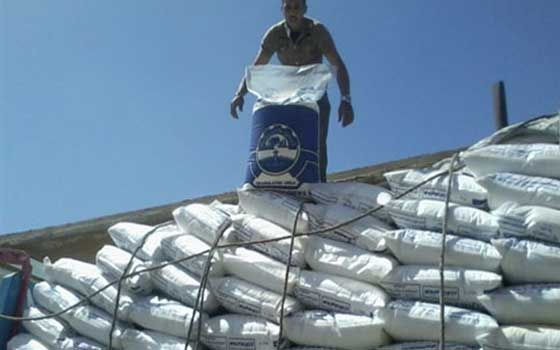   مصر اليوم - ضبط 3 طن أسمدة قبل بيعهم في السوق السوداء في سوهاج