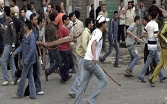   مصر اليوم - إصابة 4 إثر تجدّد الاشتباكات بين عائلتين فرشوط