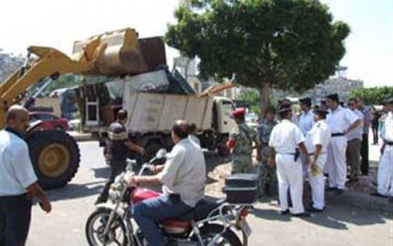   مصر اليوم - القاهرة تشن حملة لرفع الإشغالات والتعديات بالزمالك
