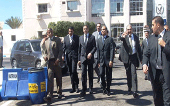   مصر اليوم - ثلاثة أجسام غريبة تثير الرعب في مطروح