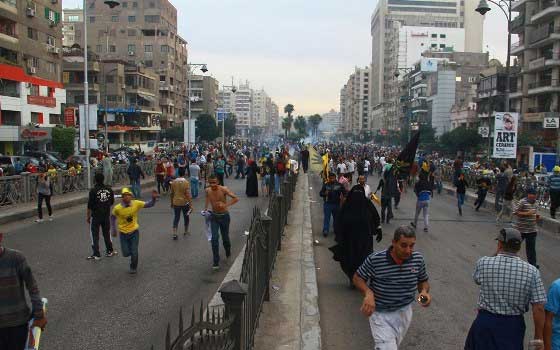 مصر اليوم - اشتباكات بين الأمن والإخوان أثناء فض مسيرة في الشرقية