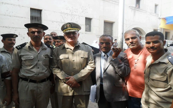 مصر اليوم - مباحث الشرقية تؤكد أنّ المتهم بقتل أسرته مريض نفسياً