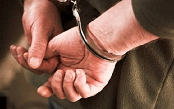   مصر اليوم - مباحث المحلة تضبط مسجل خطر بحوزته أسلحة لممارسة البلطجة