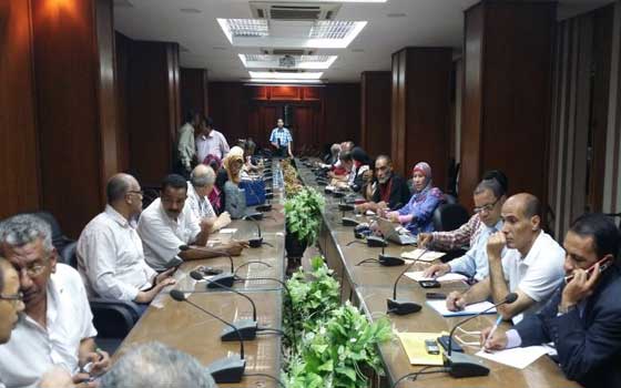   مصر اليوم - مناقشة قضايا البطالة والإسكان والجماهير مع إعلاميي السويس