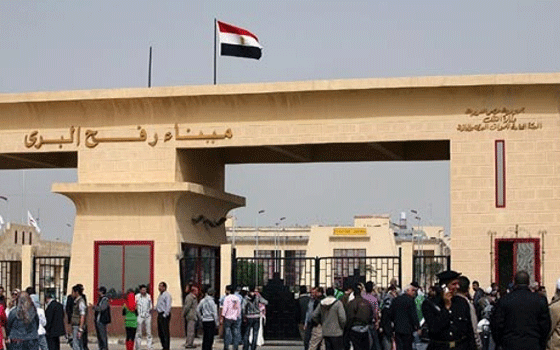 مصر اليوم - وصول 94 فردًا من قطاع غزة عبر ميناء رفح البري