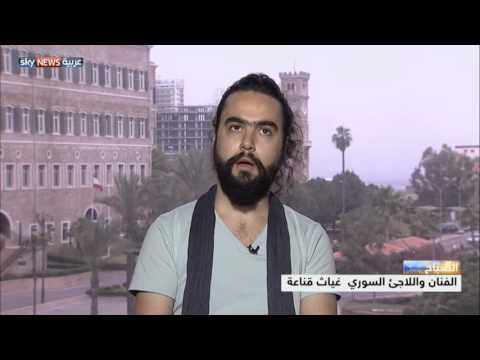 الرجل والحرب في معرض في ييروت