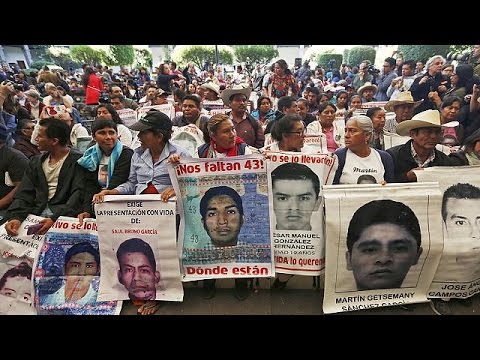 فيديو خبراء دوليون يتهمون السلطات المكسيكية بعرقلة تحقيق اختفاء مشبوه لـ43 طالبًا