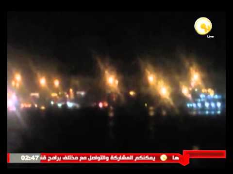 شاهد حريق في أحد السفن العملاقة التابعة لشركة قناة السويس