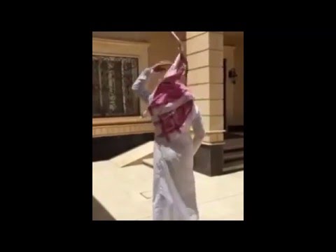 شاهد سبايدر مان سعودي يتسلق 3 طوابق في 18 ثانية