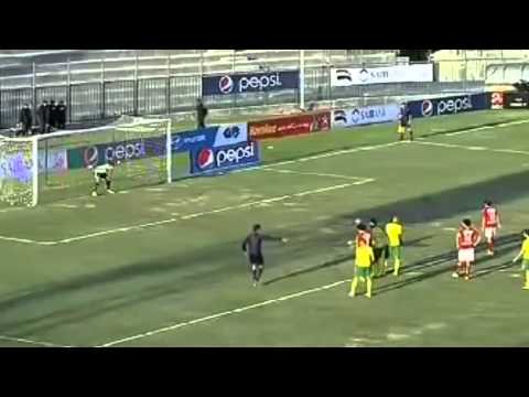 الأهلي يتغلّب على الجونة بهدفين نظيفين