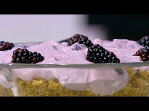 طريقة عمل كنافة بالتوت و الزبادي