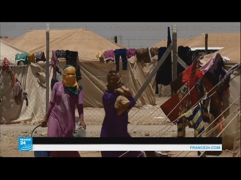 الفارون من الفلوجة والمحاصرون داخلها