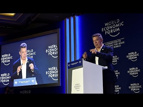 الرئيس الكولومبي يحذر من خطورة وقوع بلاده في فخ الحروب مرة أخرى
