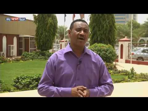 الصحافة في السودان احتفال وسط مضايقات أمنية