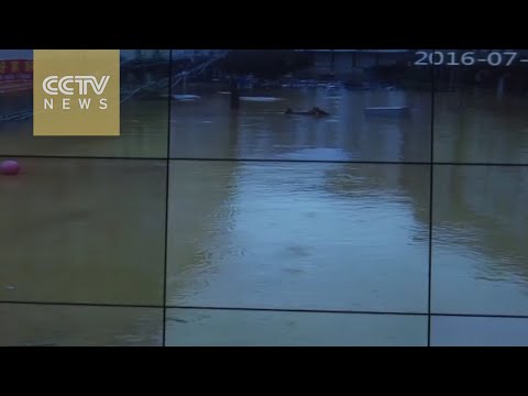 شاهد مراحل غرق جنوب الصين في مياه الأمطار