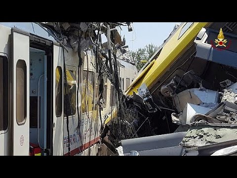مقتل 20 شخصًا على الأقل جراء حادث تصادم قطارين جنوب ايطاليا