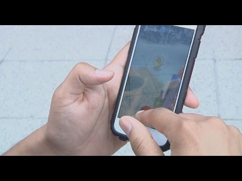 شاهد كيف تتجنب خطورة لعبة بوكيمون