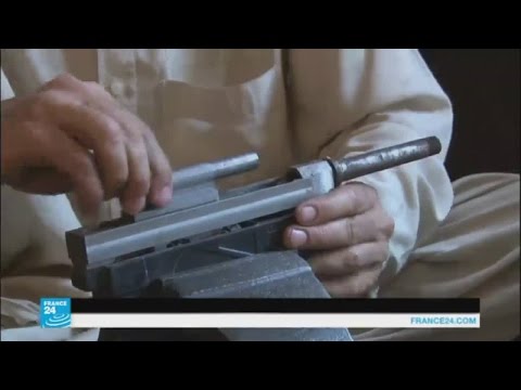شاهد سعر الكلاشنكوف أقل من الـهاتف ذكي