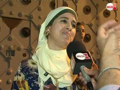 شاهد  تصريح مؤثر لخديجة التي عانقت الحرية بعفو ملكي استثنائي