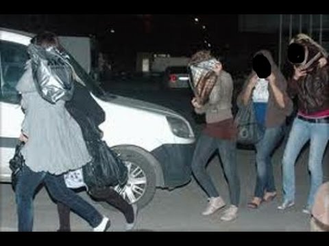 شاهد مفتش تعليم يتزعم شبكة للدعارة