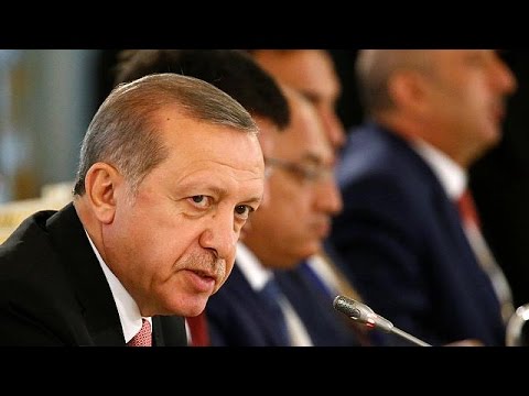 الشرطة التركية تداهم عشرات الشركات في اسطنبول