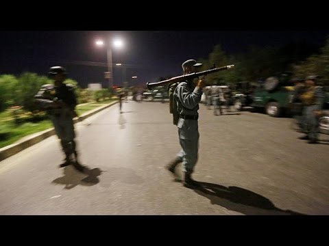 مقتل 12 شخصا بينهم 7 طلاب في هجوم الجامعة الامريكية بكابول