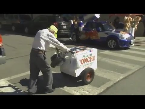 عجوز يجني ثروة كبيرة بسبب صورة على فيسبوك