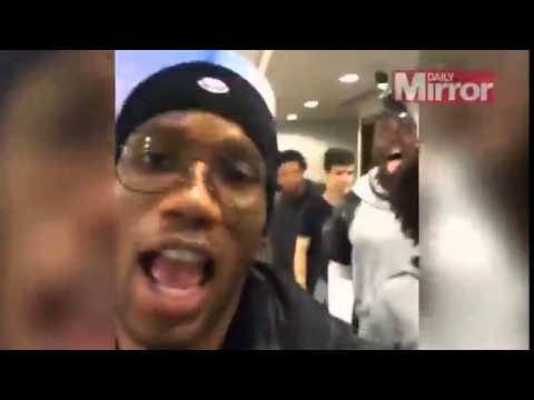 دروغبا يحتفل مع جماهير تشيلسي