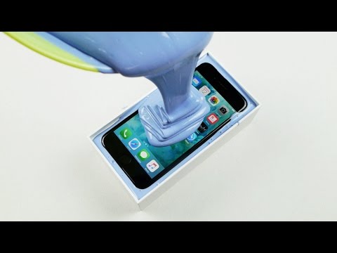 iphone 7 يخضع لاختبار الغرق في المطاط