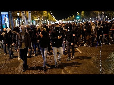 عناصر الشرطة تتابع احتجاجاتها في فرنسا