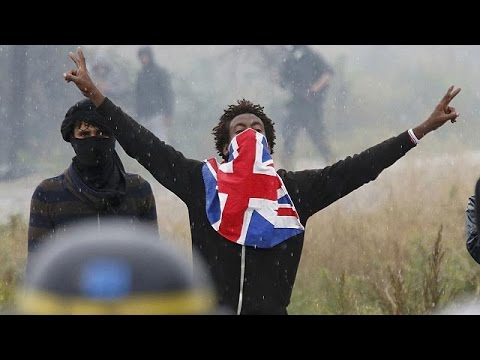 لاجئو مخيم الغابة يتوزعون على المدن الفرنسية