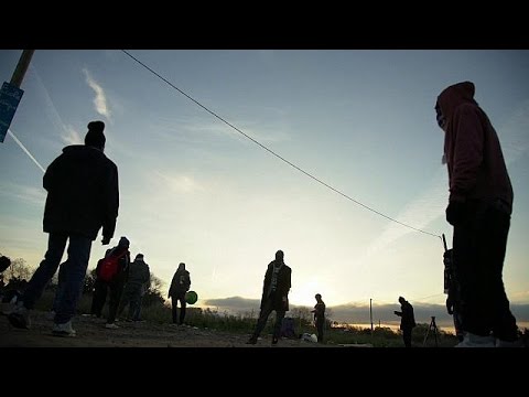 ترحيل 50 قاصرًا إلى مراكز الاستقبال والتوجيه في فرنسا