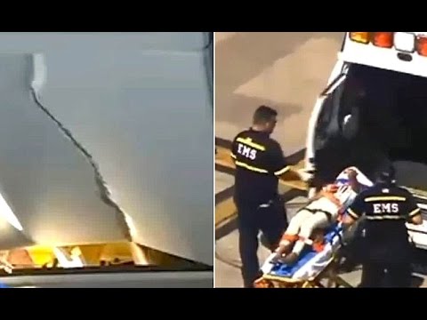 راكب يهشّم سقف طائرة برأسه