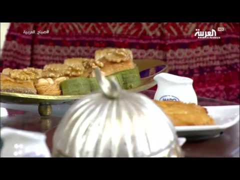 المشي لمدة نصف ساعة يحرق حبة بقلاوة صغيرة