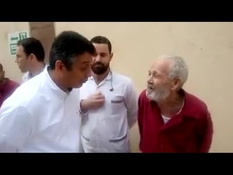 بالفيديو  مدير مصنع مصري يعنف العمال بسبب تأديتهم صلاة الظهر