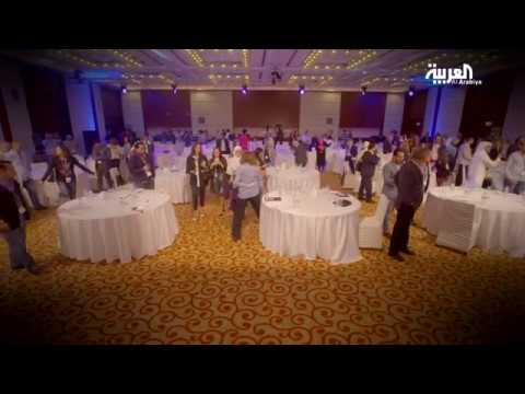 تحدي المانيكان لموظفي العربية