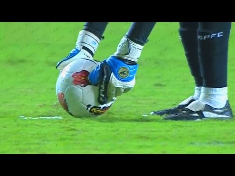 شاهد أبرز 10 أهداف من ضربات حرة فى ملاعب العالم