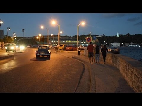 باراك أوباما يوقف العمل بنظام الهجرة الخاص الممنوح للكوبيين