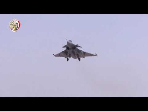 شاهد مصر تتسلّم الدفعة الثالثة من طائرات الرافال