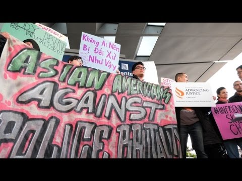 مظاهرة في مطار شيكاغو اوهير الدولي