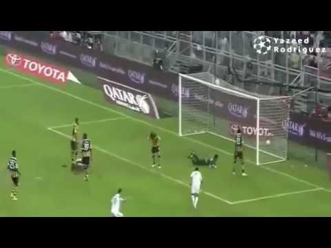 شاهد أجمل أهداف عمر السومة برفقة الأهلي السعودي