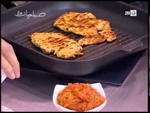 شاهد كيفية تحضير بورغر بالدجاج بطريقة سهلة