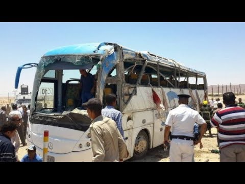شاهد  أول فيديو لتفجير أتوبيس يحمل أقباطًا في المنيا