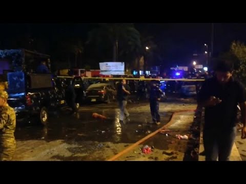 10 قتلى على الأقل في هجوم انتحاري وسط بغداد